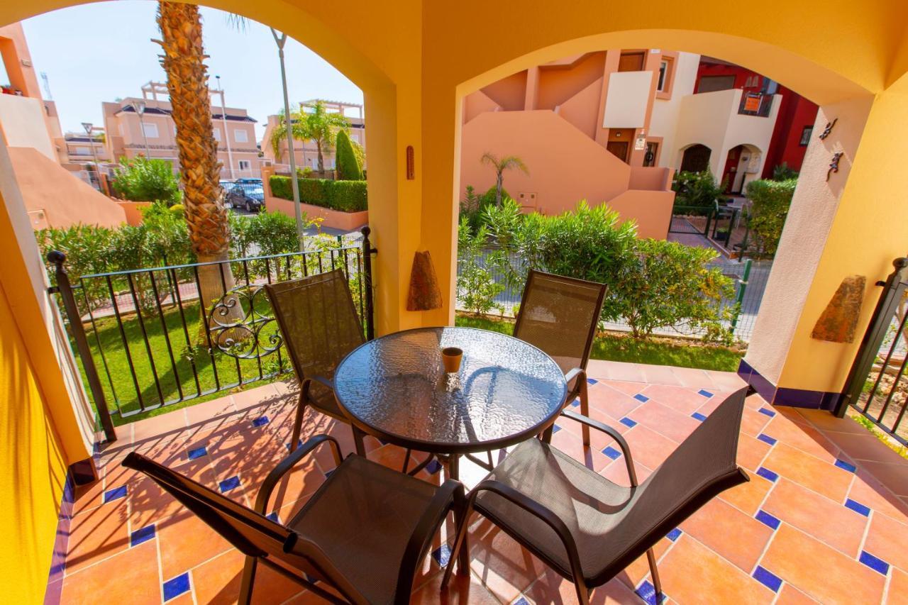 Punta Prima Casa Lejlighed Torrevieja Eksteriør billede