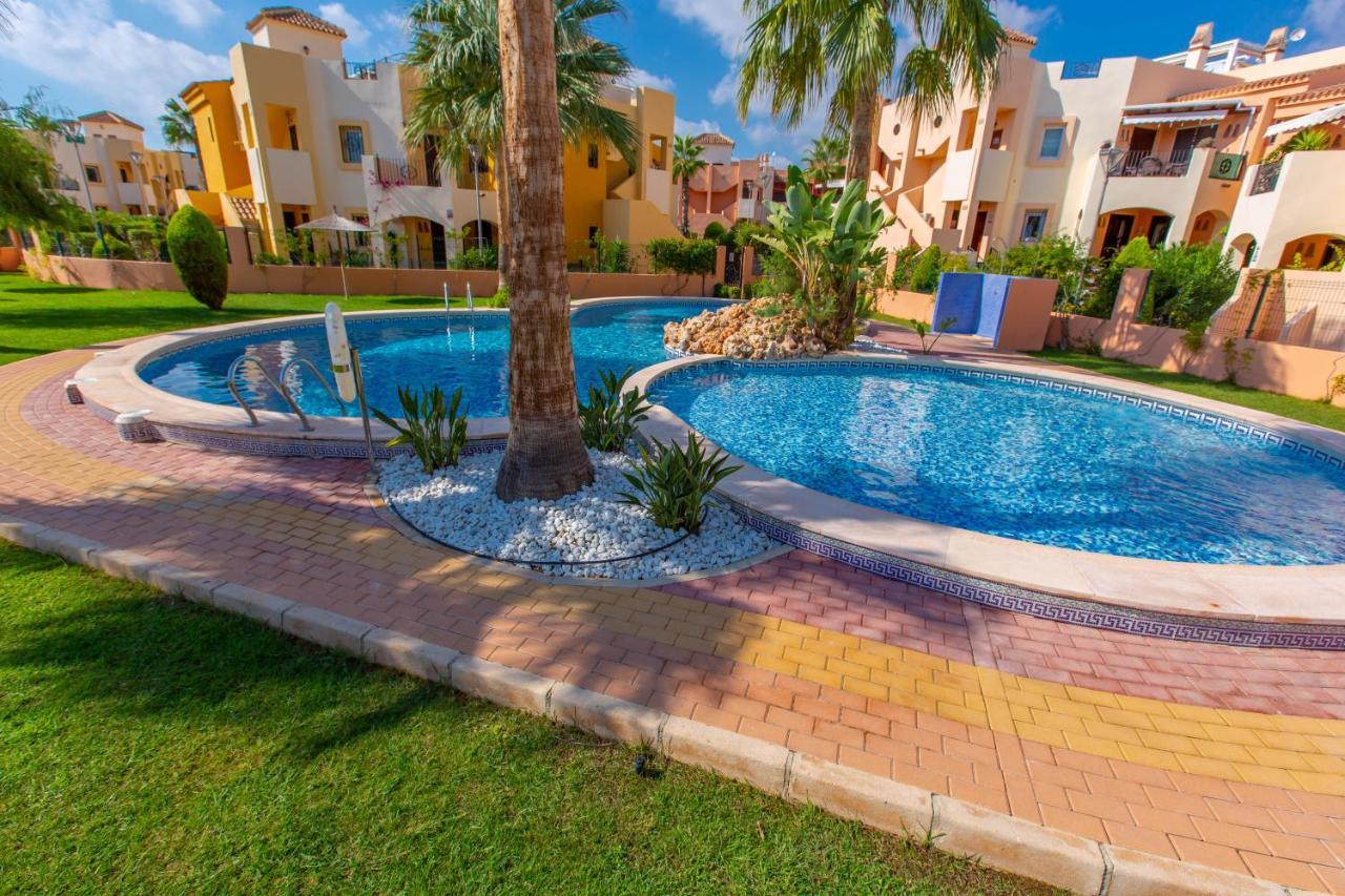 Punta Prima Casa Lejlighed Torrevieja Eksteriør billede